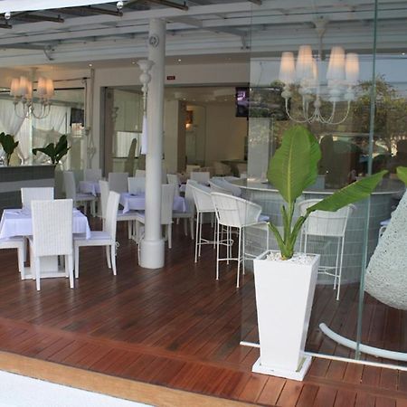 Santi White Hotel Phuket Kültér fotó