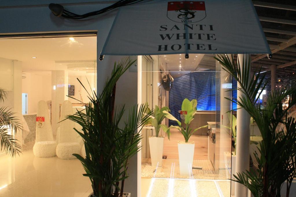 Santi White Hotel Phuket Kültér fotó